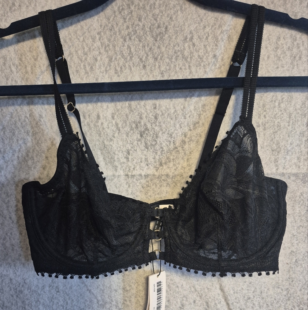 Huit Nui C5‎ 34d